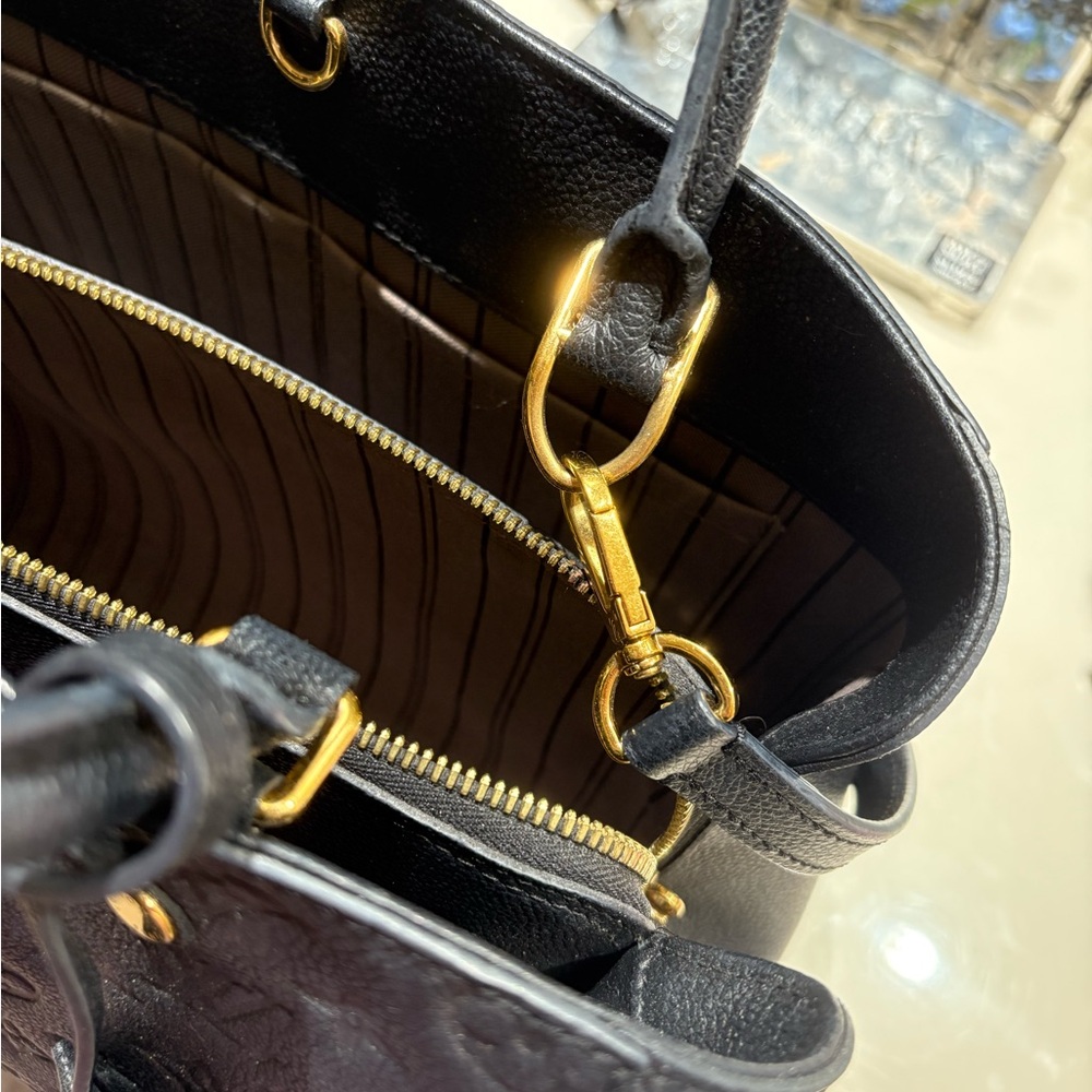 Louis Vuitton Black Embossed Montaigne mm - Picture 6 of 16